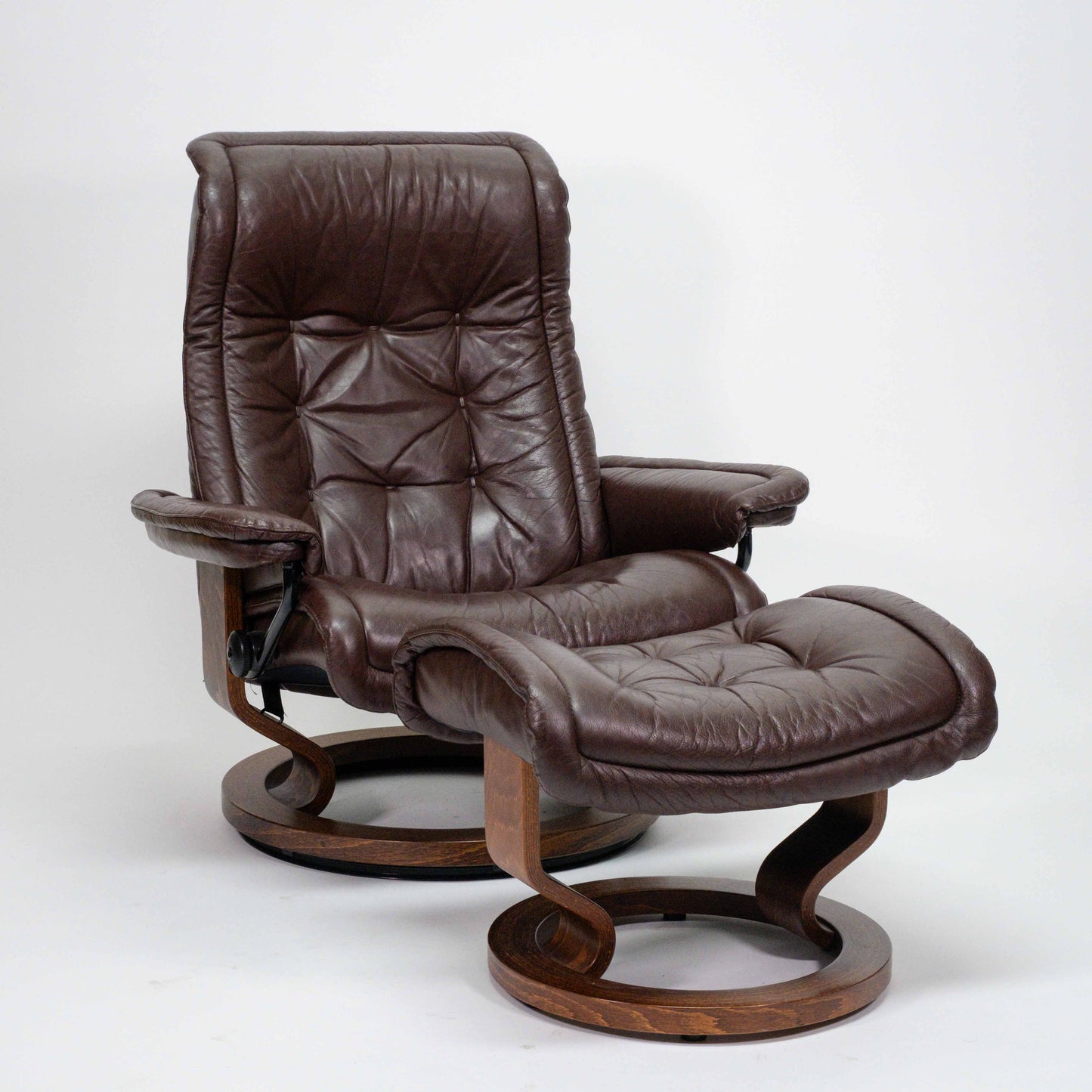 Ekornes Stressless Royal (L) mit Hocker II braun