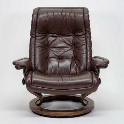 Ekornes Stressless Royal (L) mit Hocker II braun