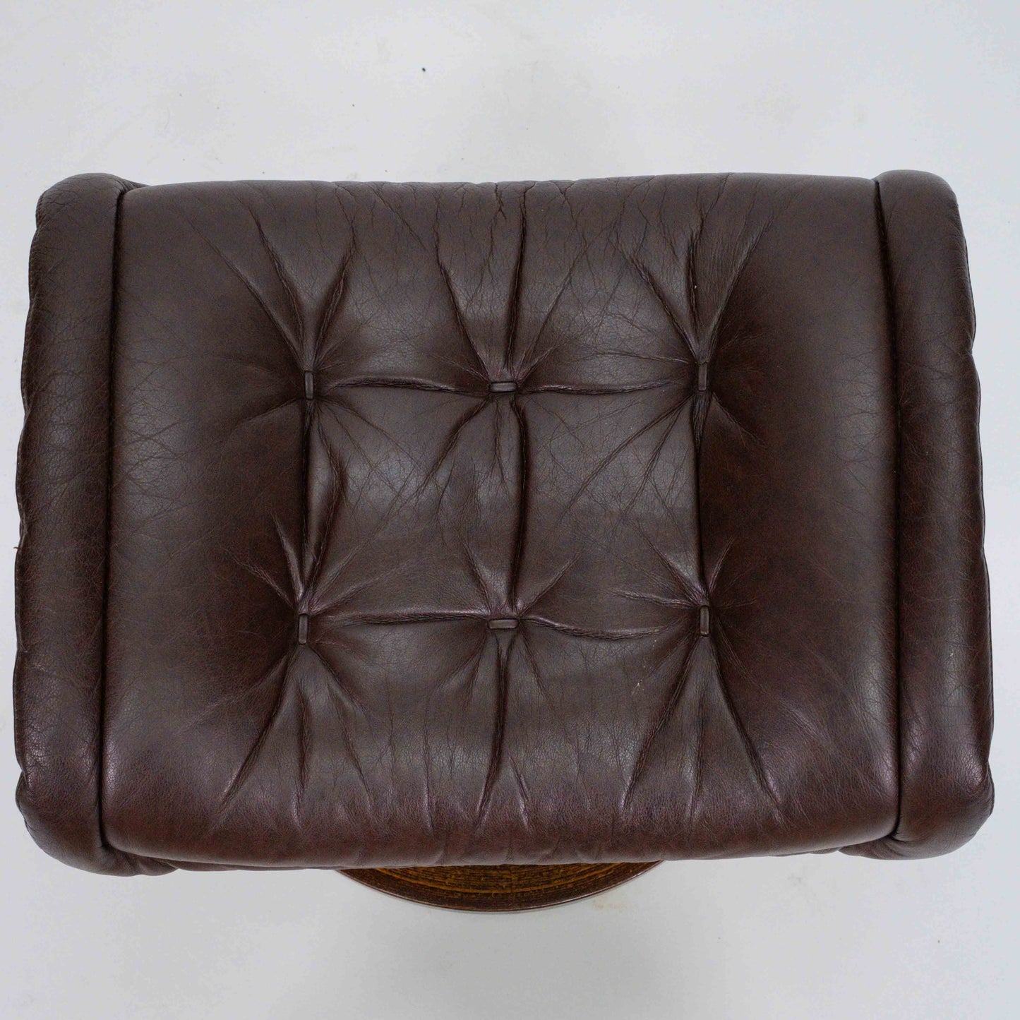 Ekornes Stressless Royal (L) mit Hocker II braun