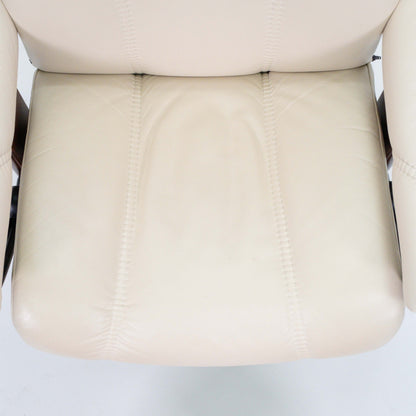 Ekornes Stressless Consul (M) mit Hocker beige