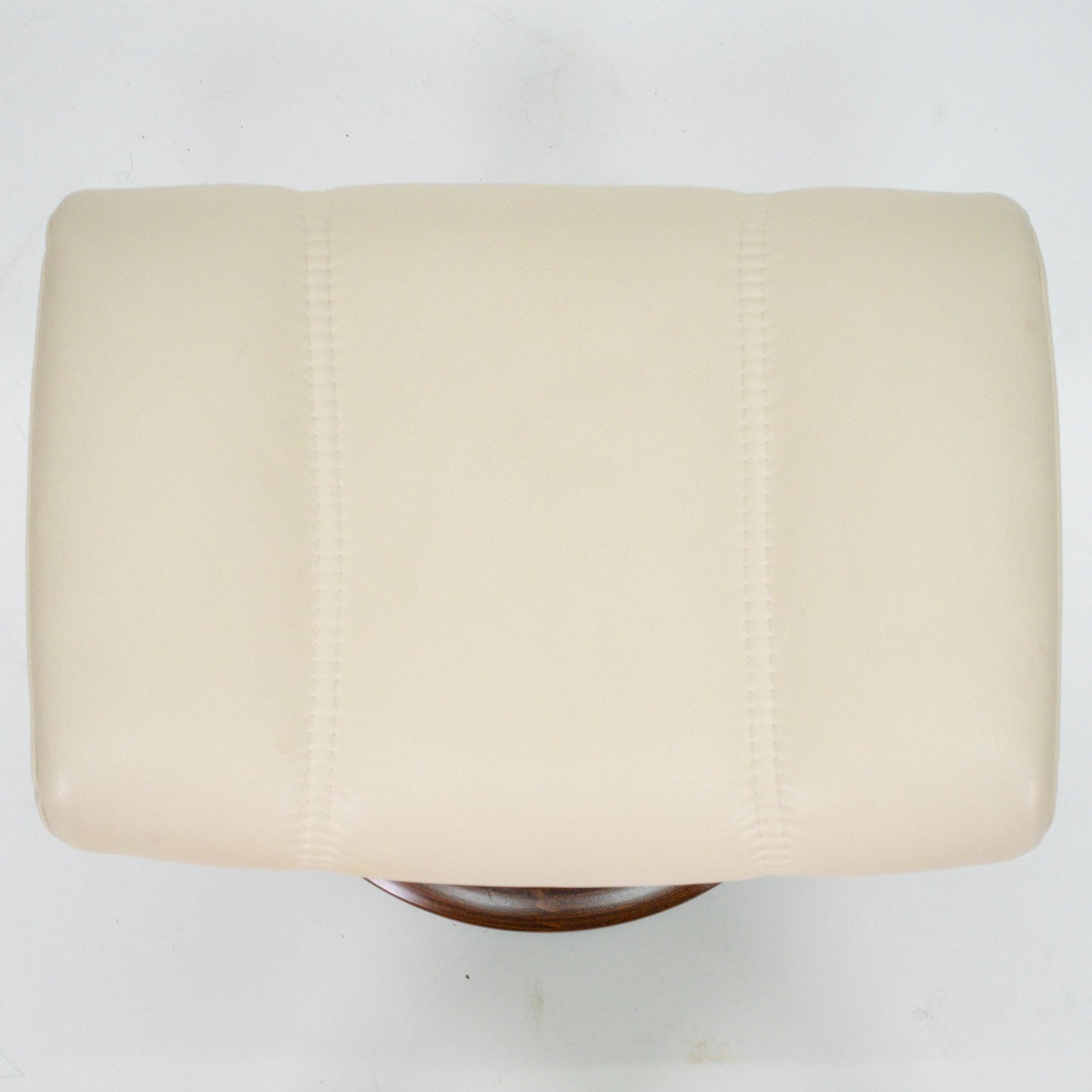 Ekornes Stressless Consul (M) mit Hocker beige