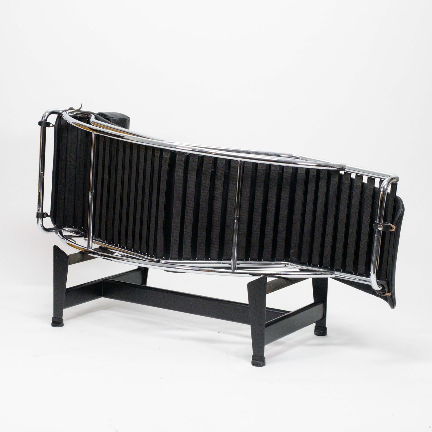 Cassina LC4 Liege