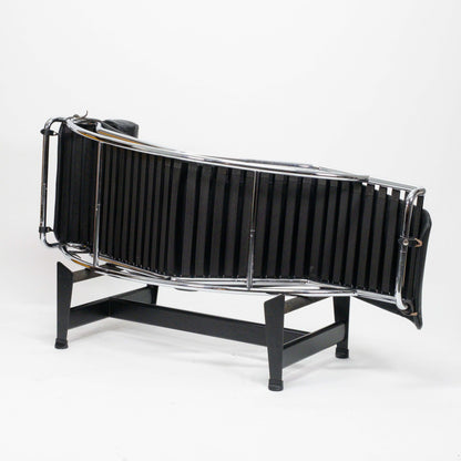 Cassina LC4 Liege