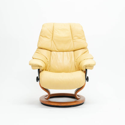 Ekornes Stressless Reno (S) mit Hocker gelb