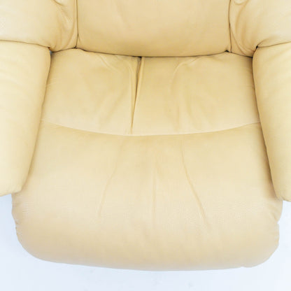 Ekornes Stressless Reno (S) mit Hocker gelb
