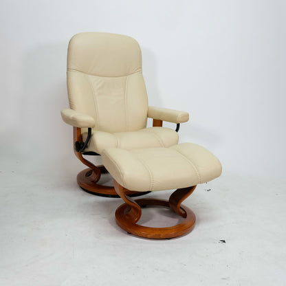 Ekornes Stressless Consul (M) mit Hocker