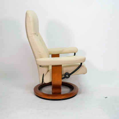 Ekornes Stressless Consul (M) mit Hocker
