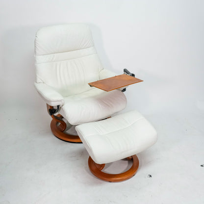 Ekornes Stressless Sunrise (L) mit Hocker & Multifunktionstisch