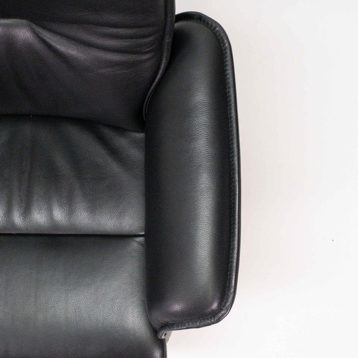 2 Conform Prime Sessel mit 1 Hocker