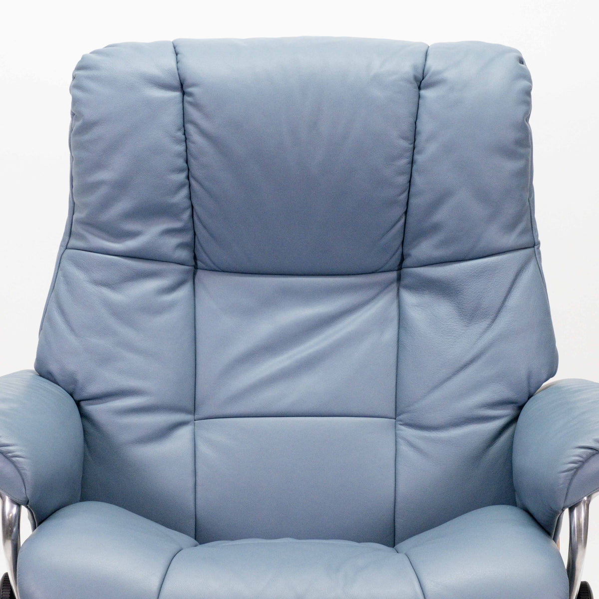 Ekornes Stressless Mayfair (L) mit Hocker Signature blau