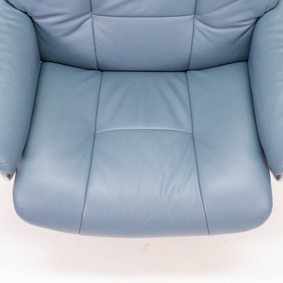 Ekornes Stressless Mayfair (L) mit Hocker Signature blau